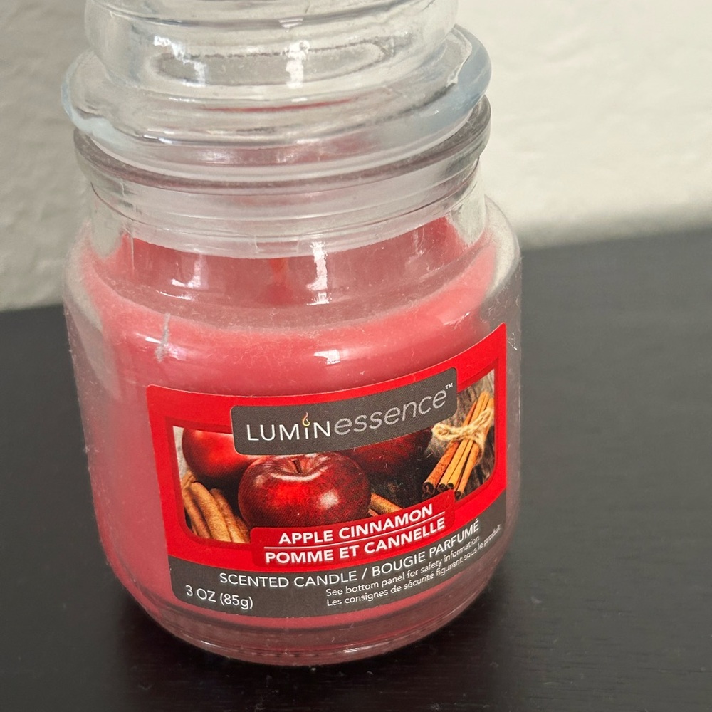 Mini Apple Cinnamon Scented Candle - Red